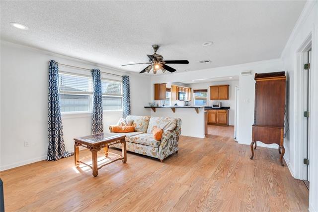 2105 Center Street Arabi, LA 70032 - Photo 11 of 25