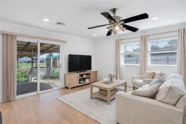 $195,000 | 2105 Center Street, Arabi, LA 70032