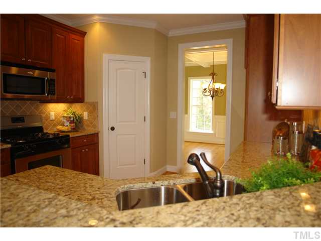401 Deacon Ridge Street Wake Forest, NC 27587 - Photo 8 of 24 Gallery Image 8