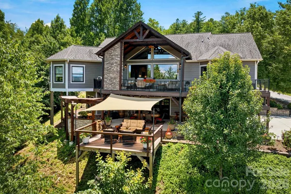 $1,495,000 | 1167 Johns Ridge Parkway, Lenoir, NC 28645