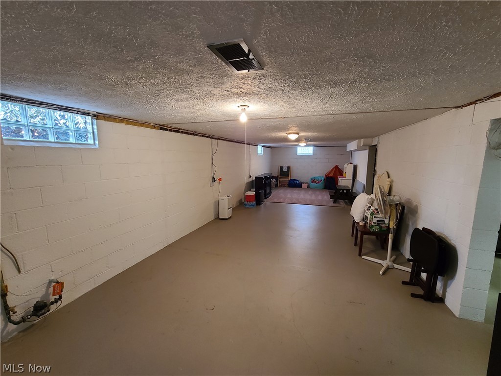 467 Stephens Road Akron, OH 44312 - Photo 33 of 34