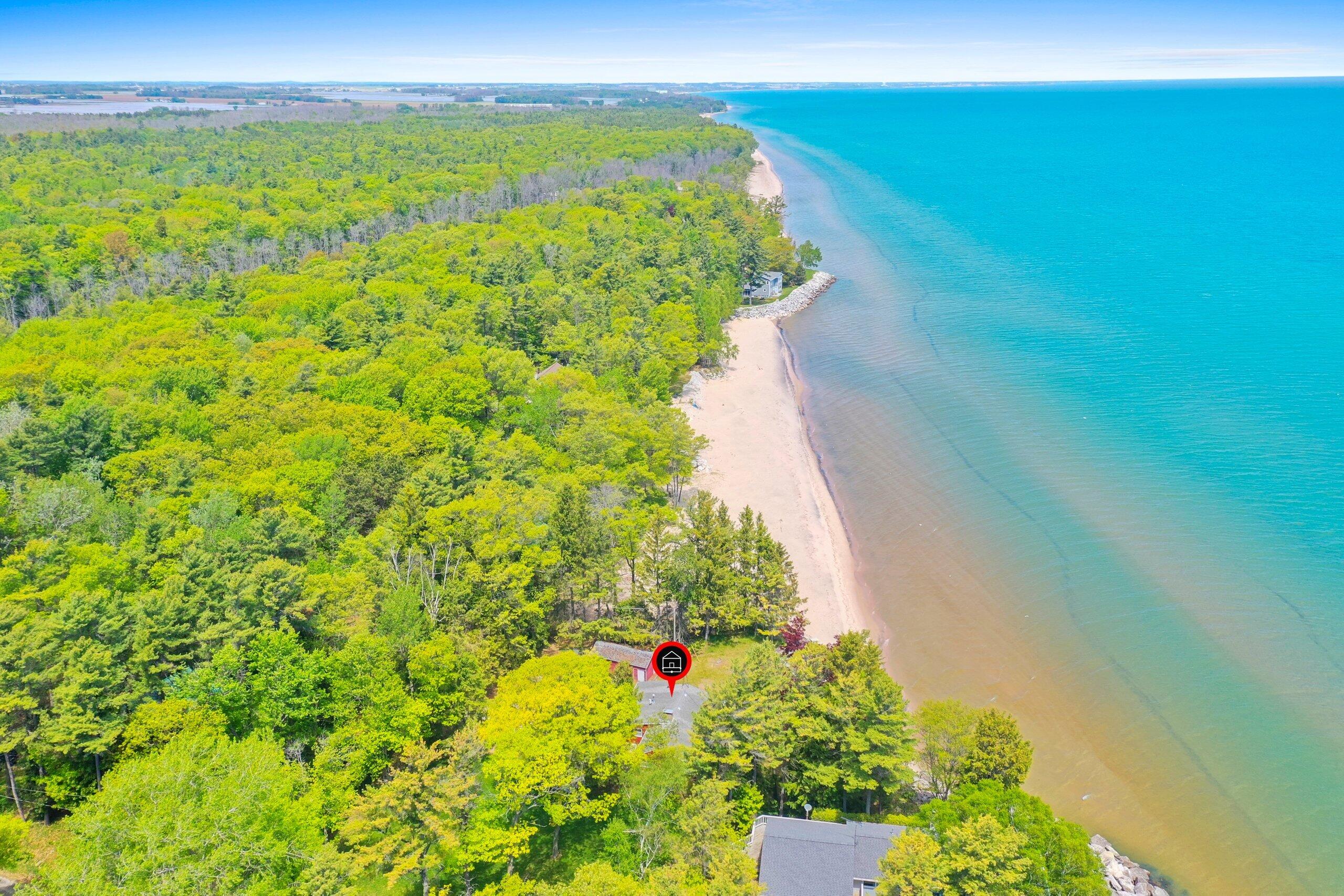 11009 Lake Drive Two Rivers, WI 54241 - Photo 22 of 55 021-11009LakeDrive-TwoRivers-WI-54241-SM