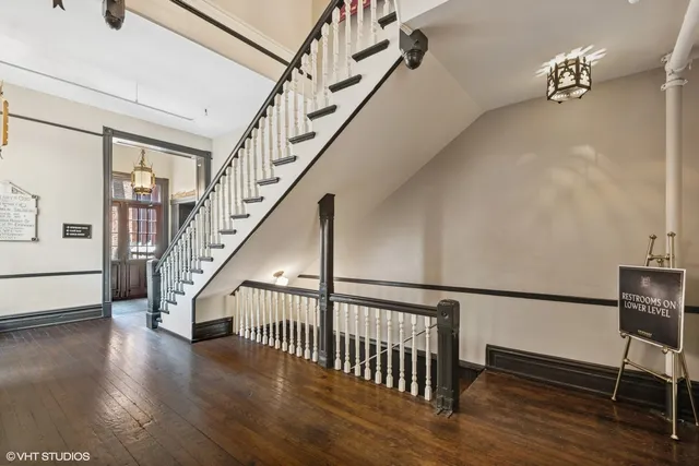 $9,995,000 | 201 South Ashland Avenue, Chicago, IL 60607