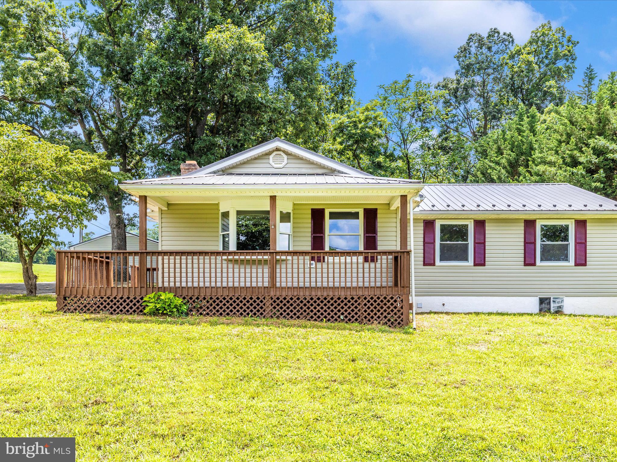 20717 El Rancho Road Boonsboro, MD 21713 - Photo 6 of 55 Exterior Front