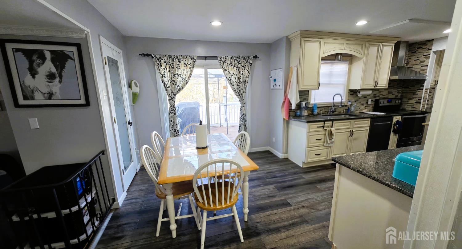 7 Stradford Road Sayreville, NJ 08859 - Photo 10 of 38