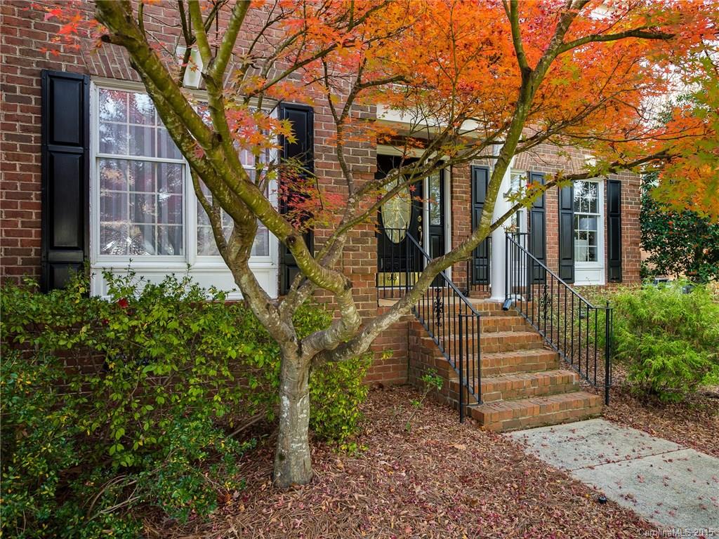 6813 Riesman Lane Charlotte, NC 28210 - Photo 2 of 24 Gallery Image 2