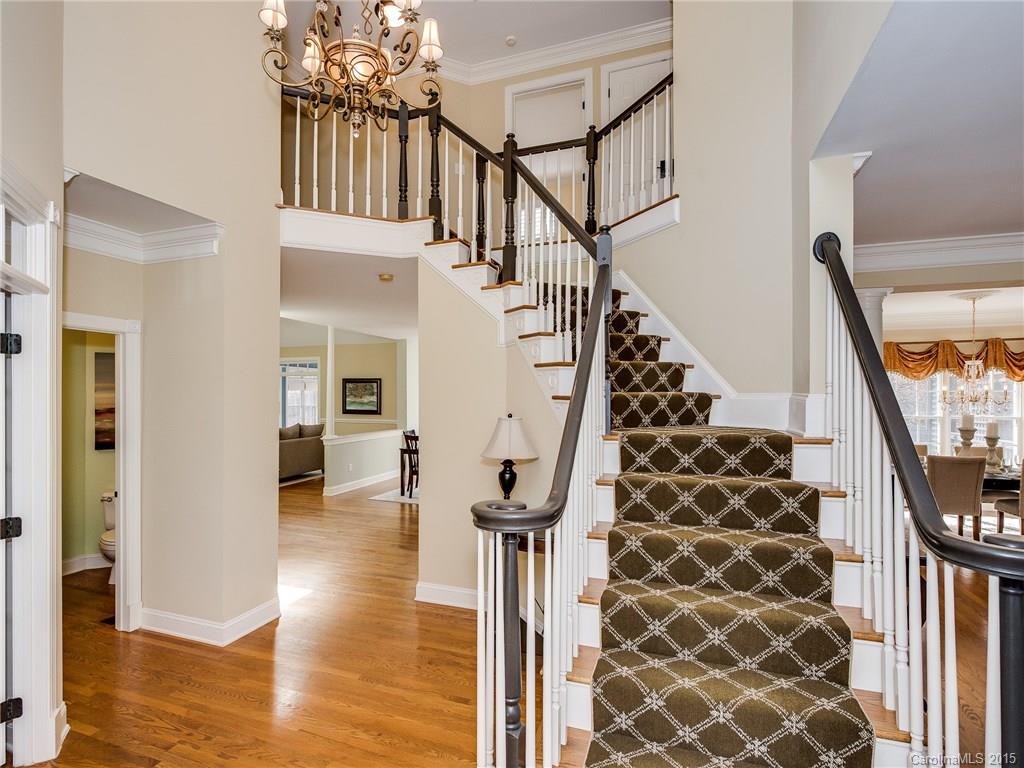 6813 Riesman Lane Charlotte, NC 28210 - Photo 3 of 24 Gallery Image 3