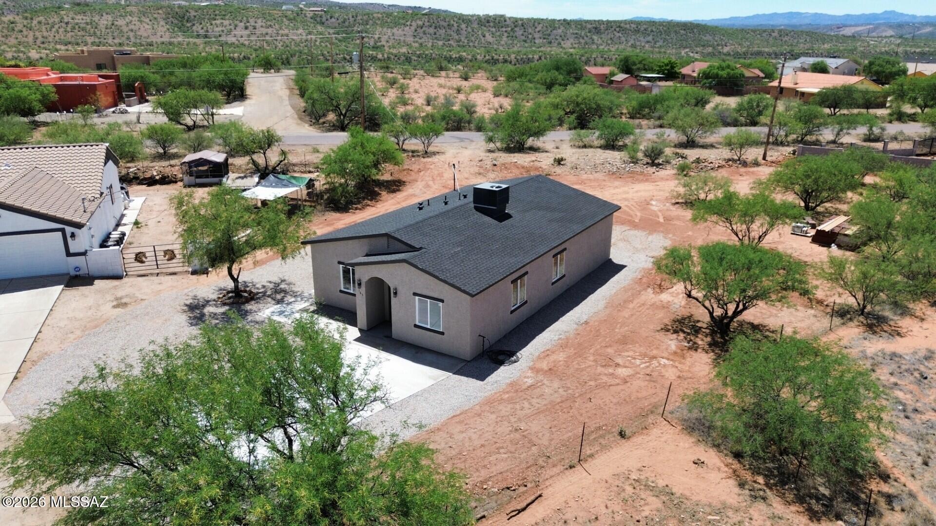 165 Colima Court Rio Rico, AZ 85648 - Photo 4 of 24 becd5782-6dab-4fb4-9c50-bf89ade20c5a