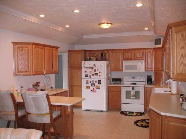 6322 South Cabriolet Way Pendleton, IN 46064 - Photo 8 of 12 Gallery Image 8