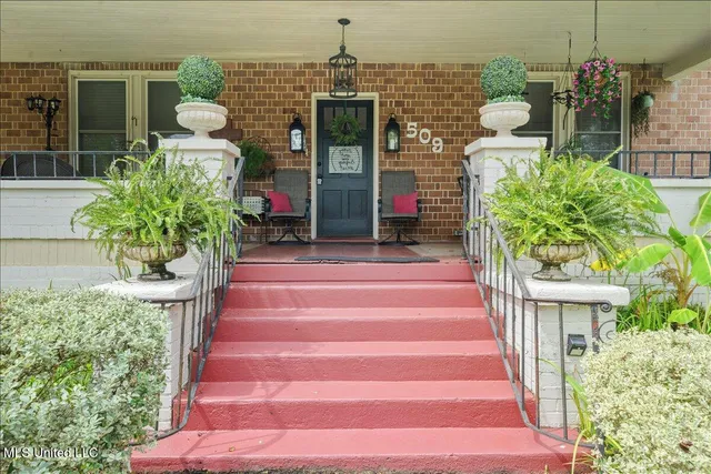 $169,000 | 509 Jackson Avenue, McComb, MS 39648