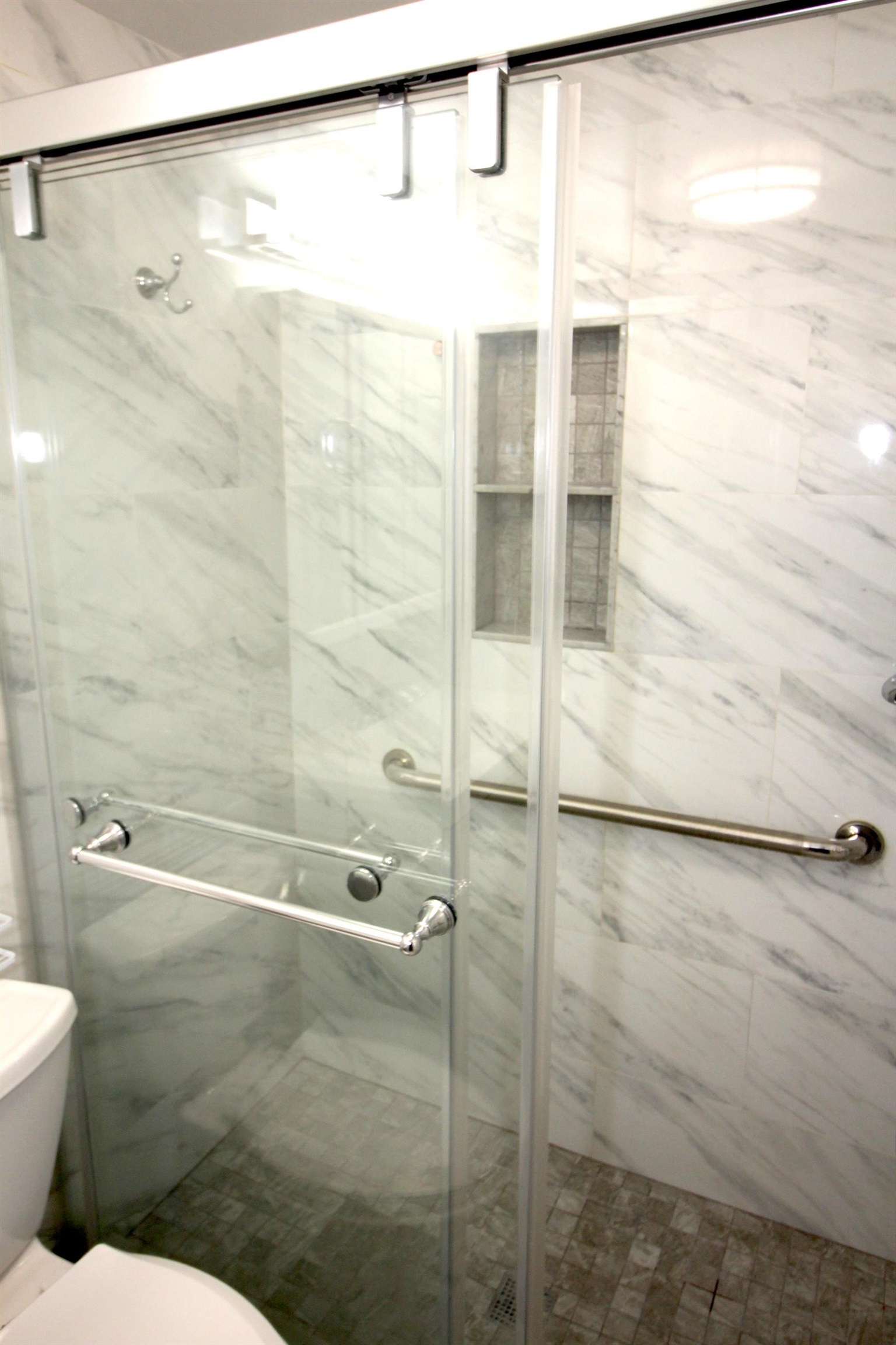 11 Tiffany Road, Unit # 1 Salem, NH 03079 - Photo 10 of 14