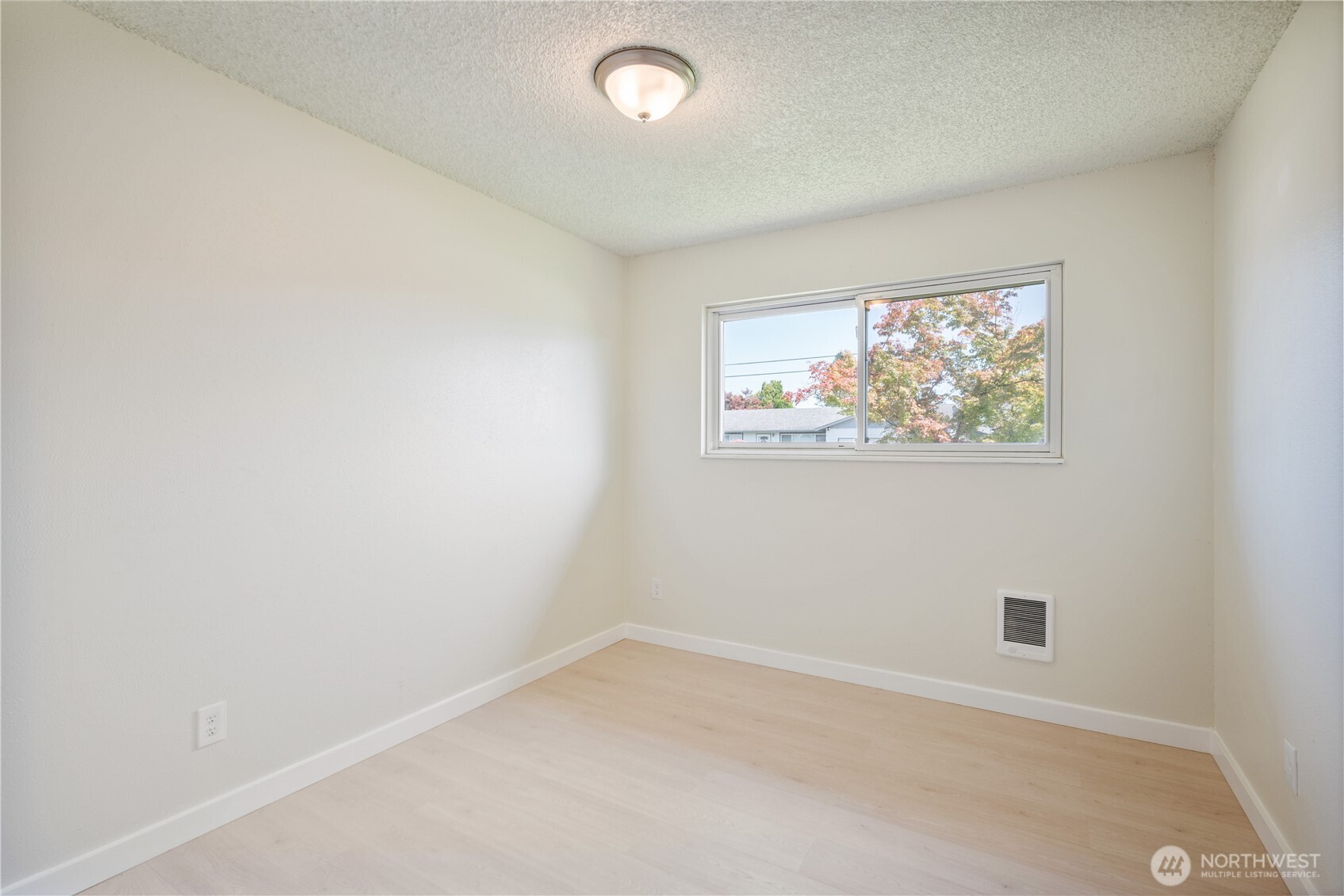 1703 33rd Avenue Longview, WA 98632 - Photo 19 of 30