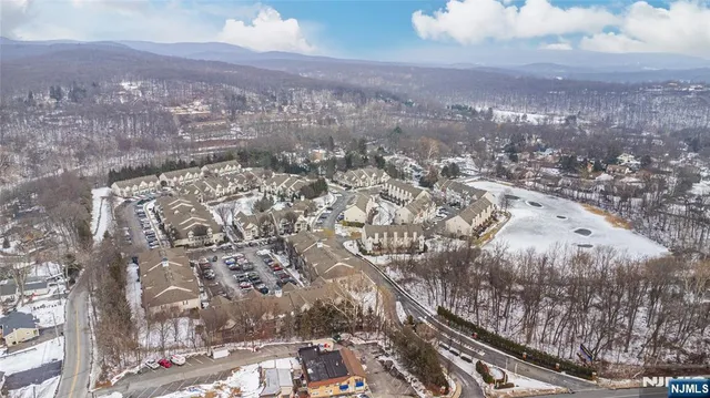 $410,000 | 454 Cambridge Drive, Butler, NJ 07405