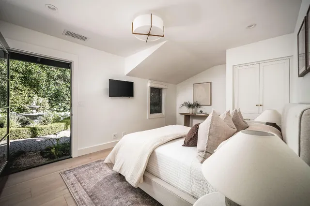 $6,100,000 | 1383 School House Road, Montecito, CA 93108