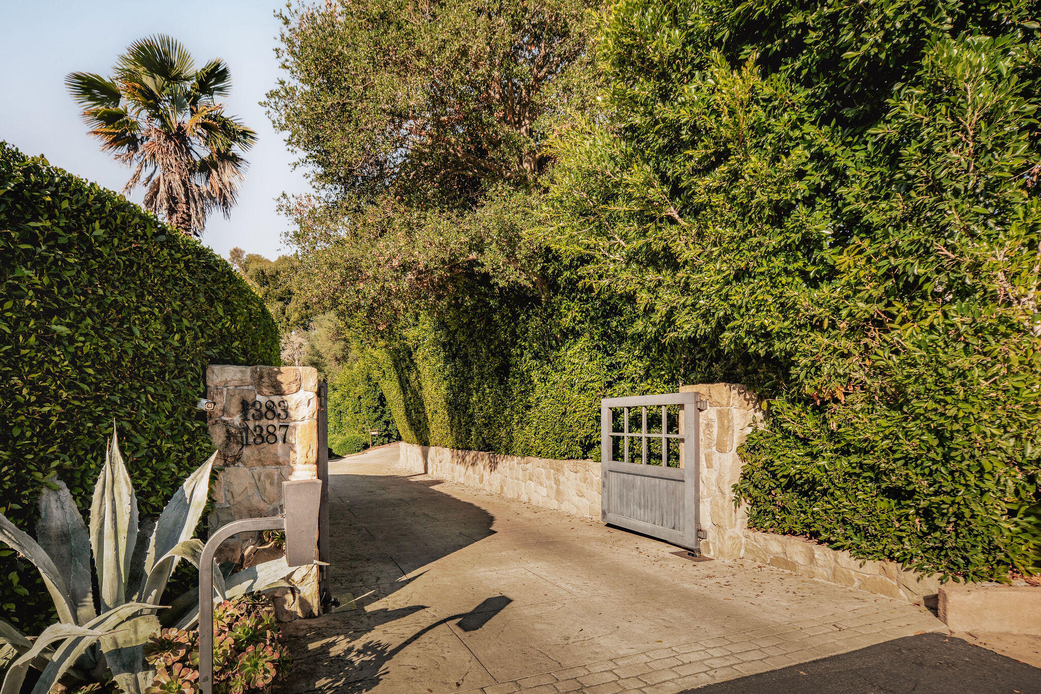 1383 School House Road Montecito, CA 93108 - Photo 3 of 26 Entrance Gate