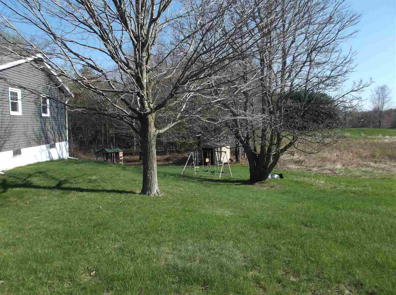 2132 Georgia Plains Road Milton, VT 05468 - Photo 6 of 20
