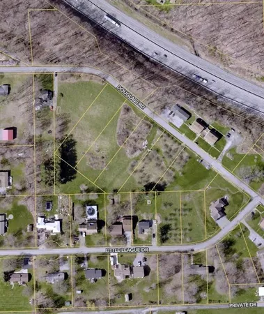 a view of a tennis court