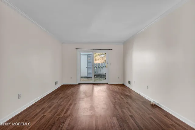 $450,000 | 19 Helene Court, Tinton Falls, NJ 07724