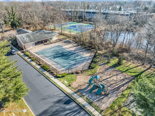 $450,000 | 19 Helene Court, Tinton Falls, NJ 07724