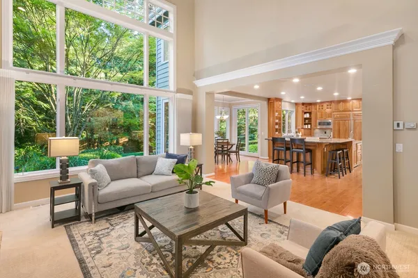 $4,650,000 | 13695 Northeast 32nd Place, Bellevue, WA 98005