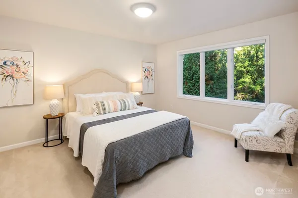 $4,650,000 | 13695 Northeast 32nd Place, Bellevue, WA 98005