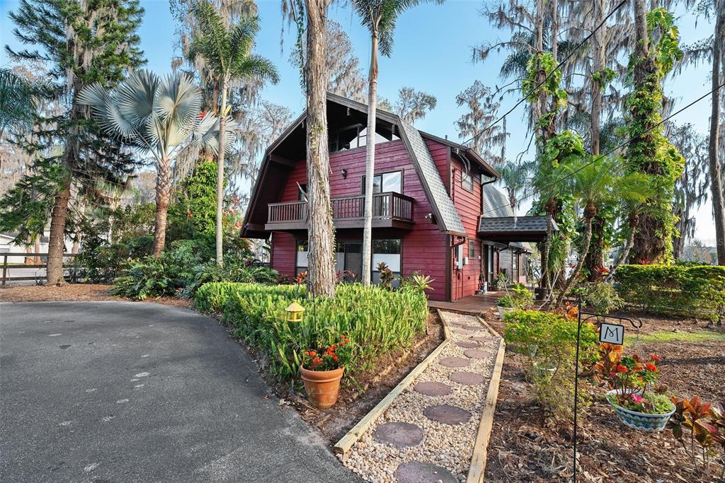 19220 Lake Allen Road Lutz, FL 33558 - Photo 2 of 66