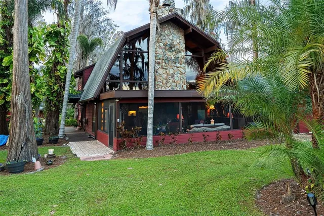 $3,800 | 19220 Lake Allen Road, Lutz, FL 33558