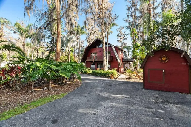 $3,800 | 19220 Lake Allen Road, Lutz, FL 33558