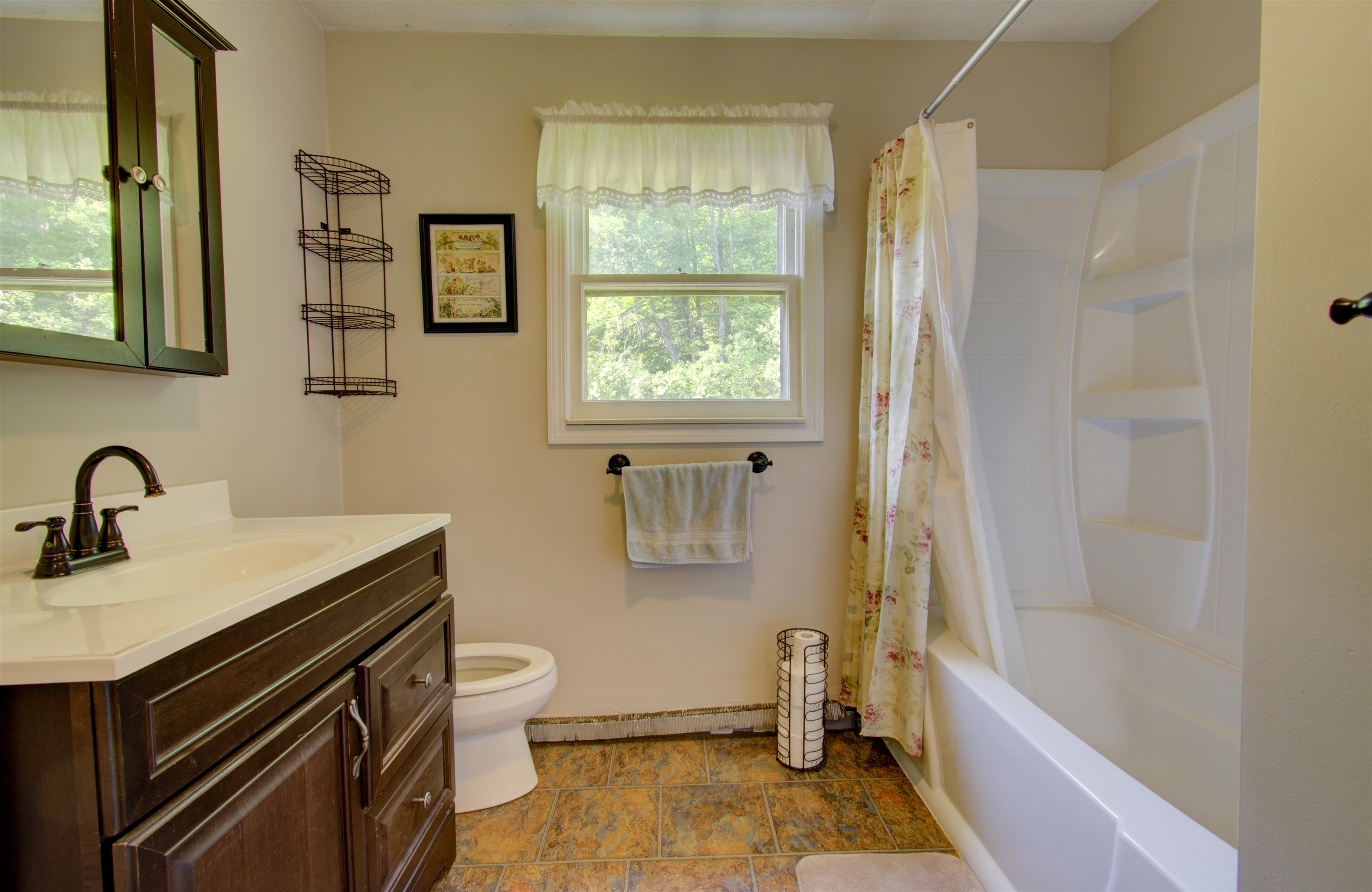 84 Spring Road Tunbridge, VT 05077 - Photo 17 of 23