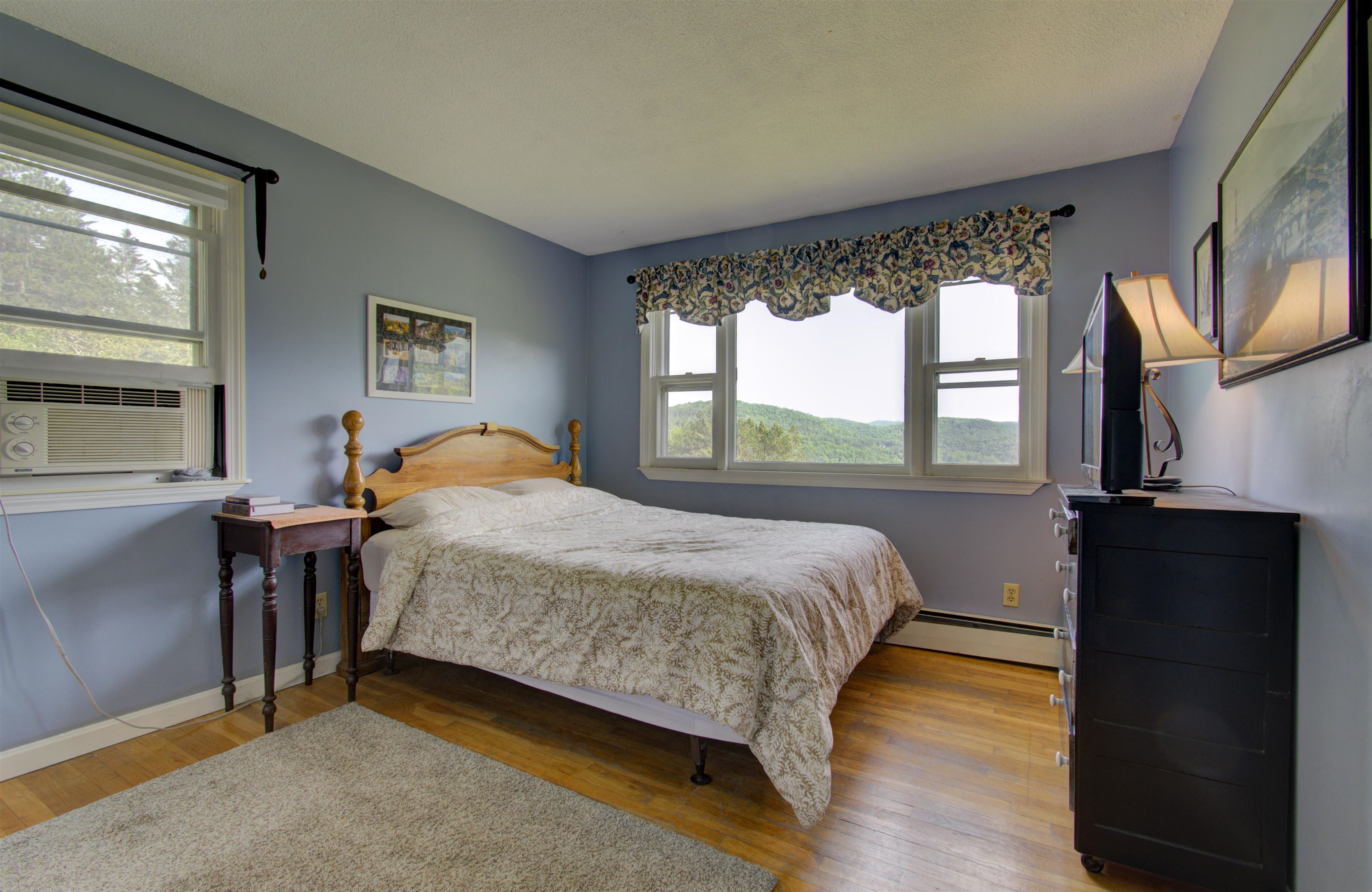 84 Spring Road Tunbridge, VT 05077 - Photo 19 of 23