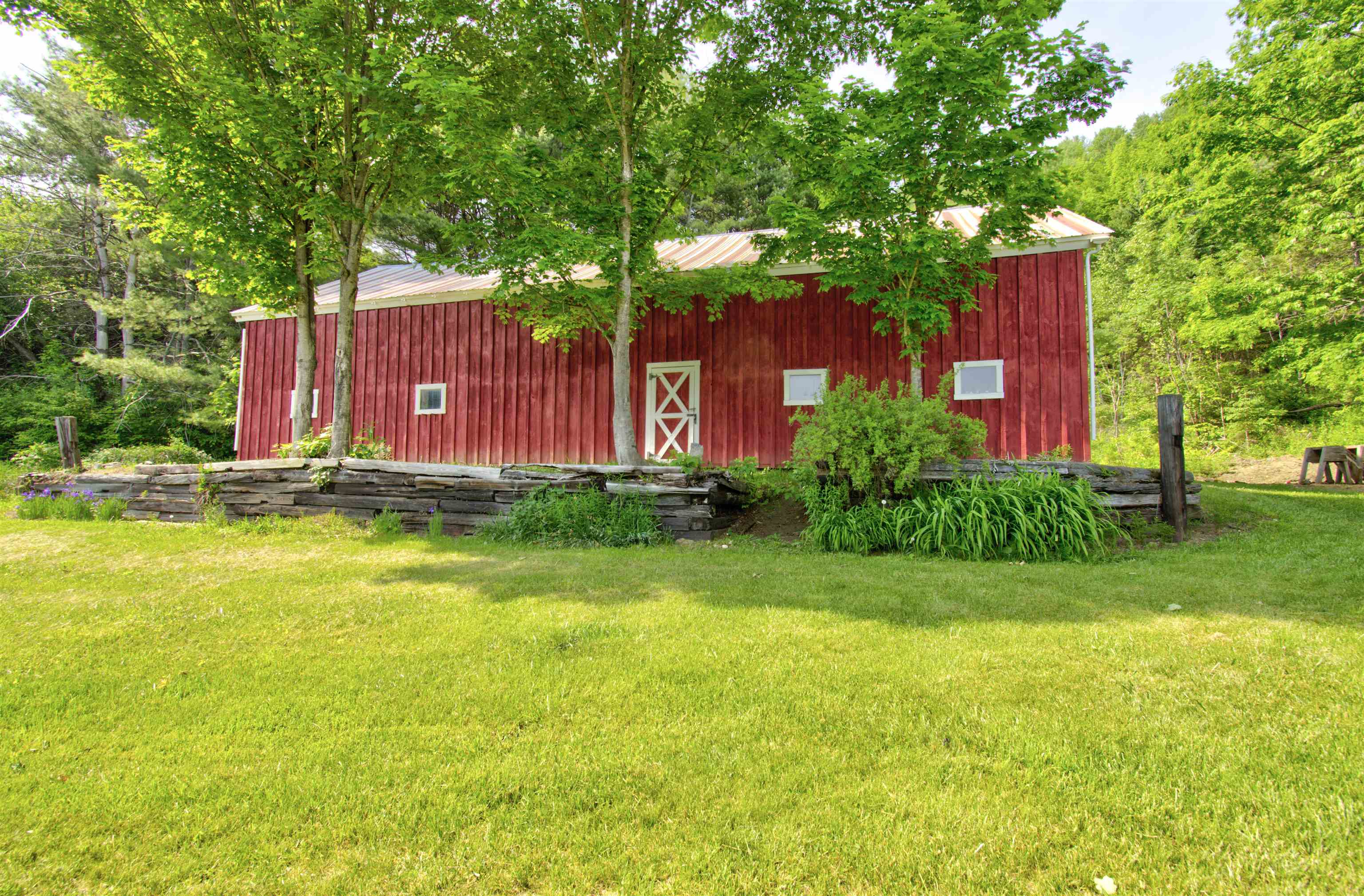 84 Spring Road Tunbridge, VT 05077 - Photo 6 of 23