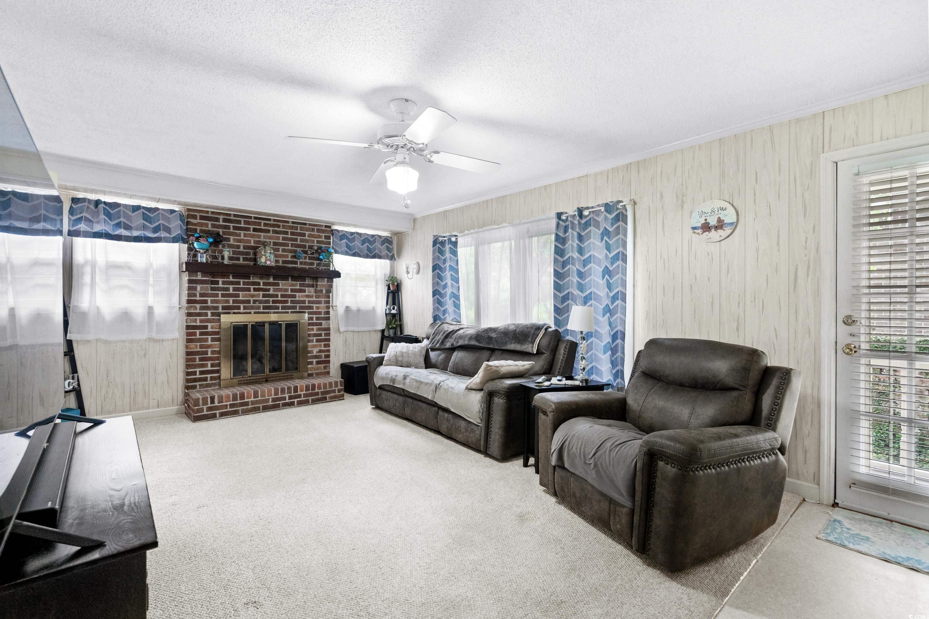427 Wayne Street Georgetown, SC 29440 - Photo 4 of 40