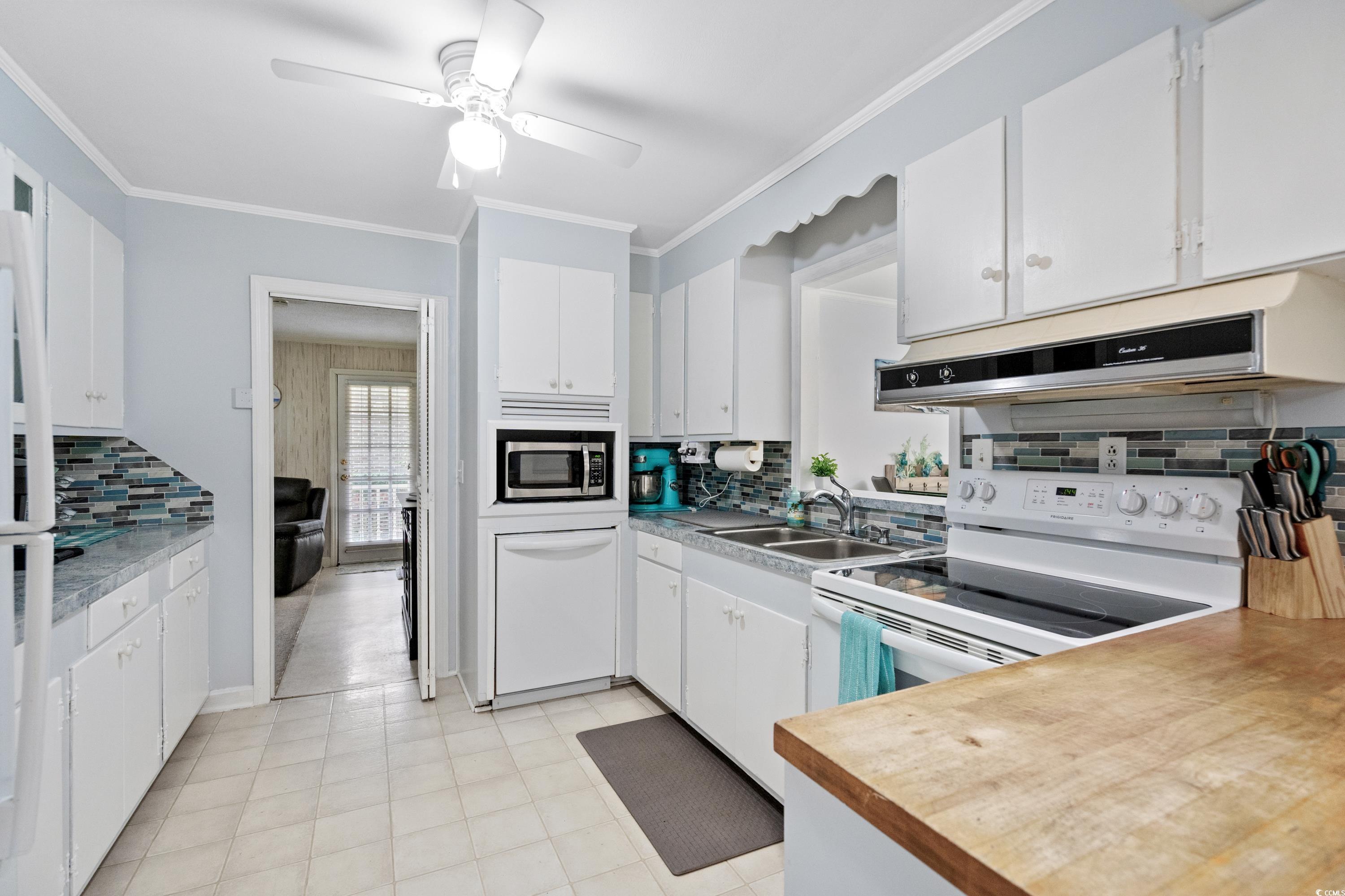 427 Wayne Street Georgetown, SC 29440 - Photo 5 of 40