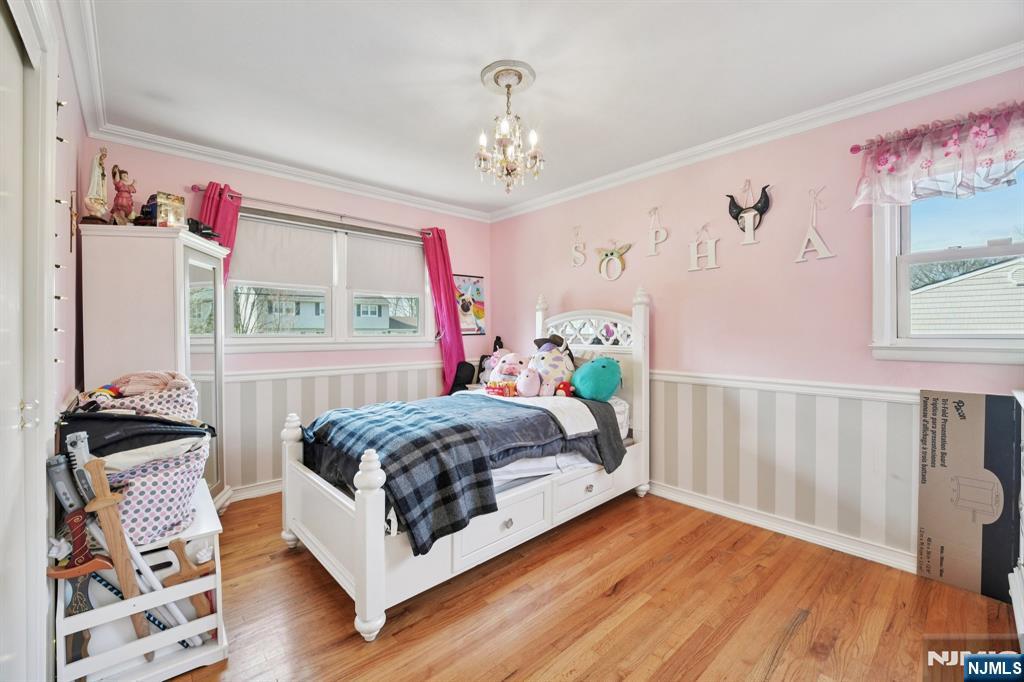 676 Rutgers Place Paramus, NJ 07652 - Photo 15 of 34