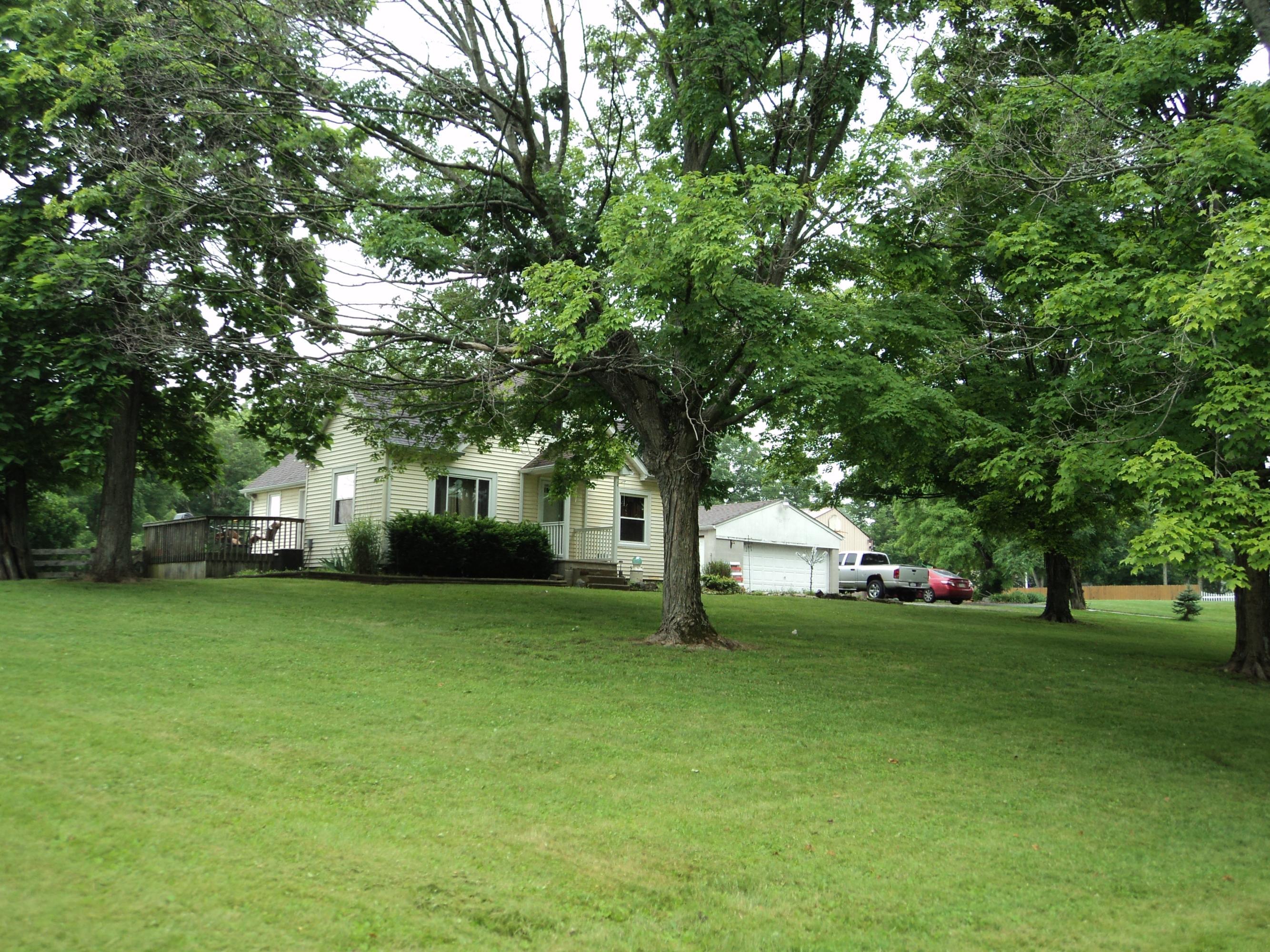 6467 Alkire Road Galloway, OH 43119 - Photo 3 of 24 Gallery Image 3