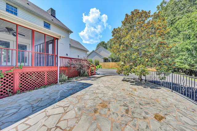 $799,000 | 5975 Landview Drive, Roanoke, VA 24018