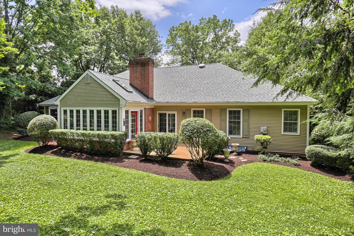 1281 Meadowbrook Road Lancaster, PA 17603 - Photo 11 of 41 Gallery Image 11