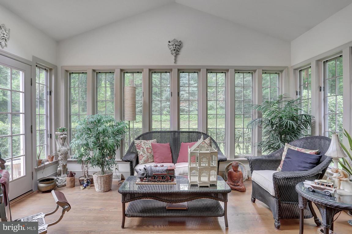 1281 Meadowbrook Road Lancaster, PA 17603 - Photo 23 of 41 Gallery Image 23