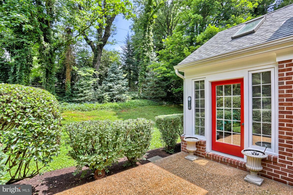1281 Meadowbrook Road Lancaster, PA 17603 - Photo 32 of 41 Gallery Image 32