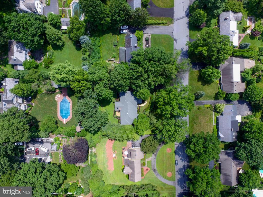 1281 Meadowbrook Road Lancaster, PA 17603 - Photo 34 of 41 Gallery Image 34