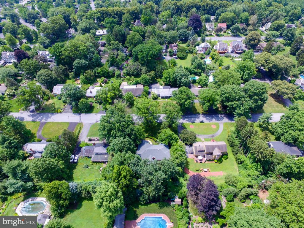1281 Meadowbrook Road Lancaster, PA 17603 - Photo 35 of 41 Gallery Image 35
