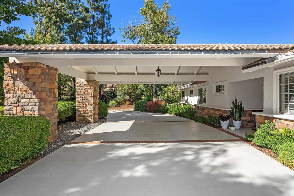 2614 Secret Lake Lane Fallbrook, CA 92028 - Photo 4 of 60 a view of a entryway front of a house