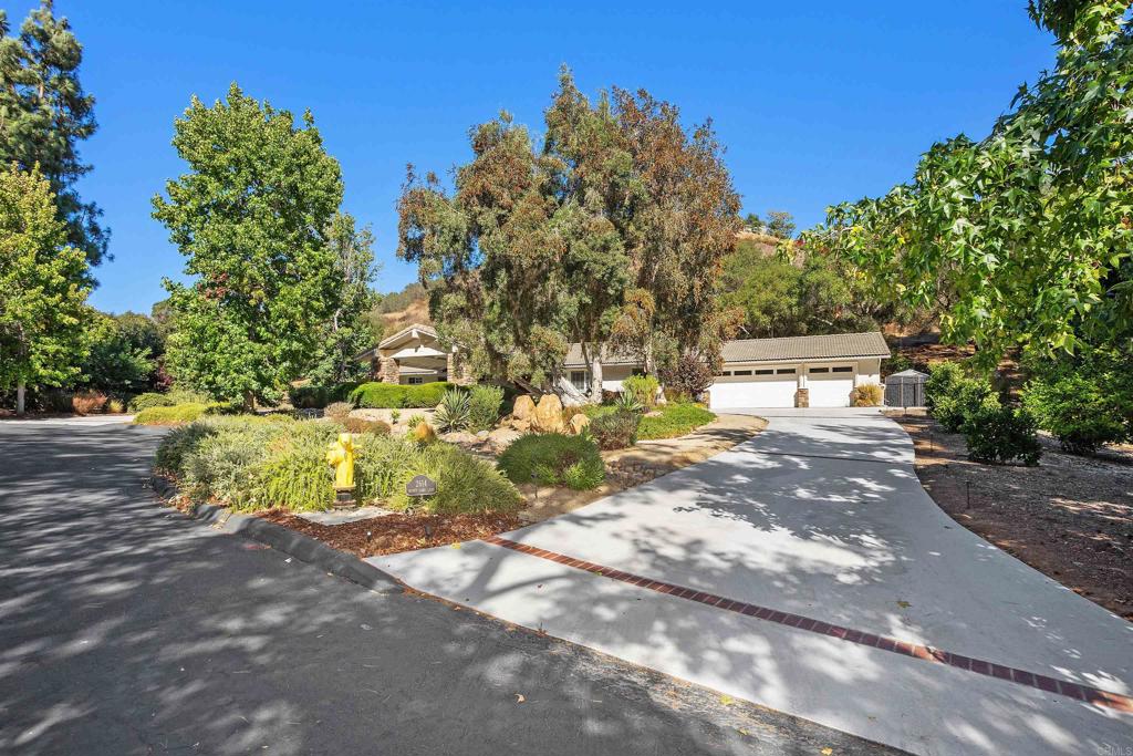 2614 Secret Lake Lane Fallbrook, CA 92028 - Photo 48 of 60