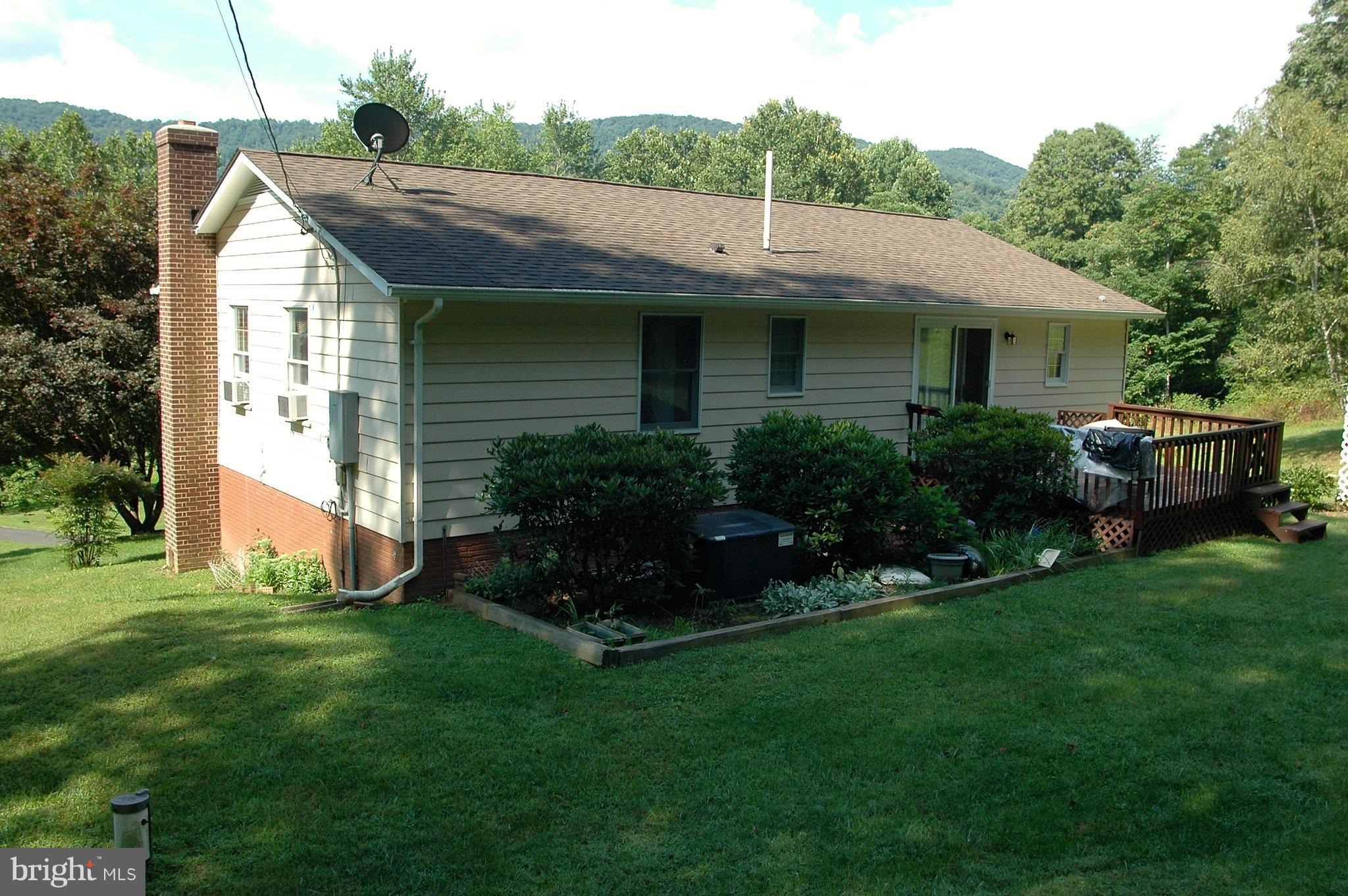 422 Harris Hollow Road Washington, VA 22747 - Photo 5 of 16 Exterior (Rear)