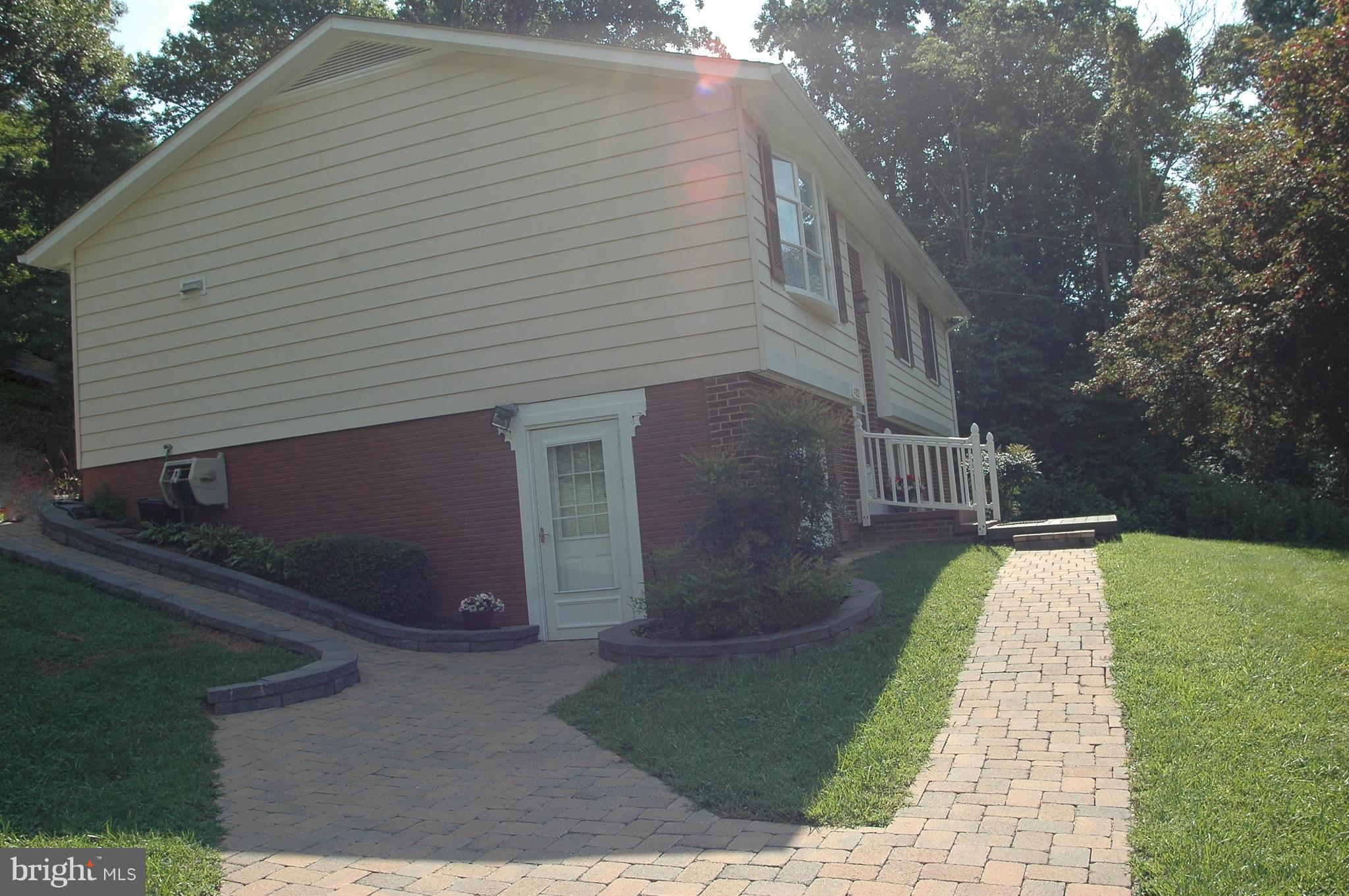 422 Harris Hollow Road Washington, VA 22747 - Photo 6 of 16 Exterior (General)