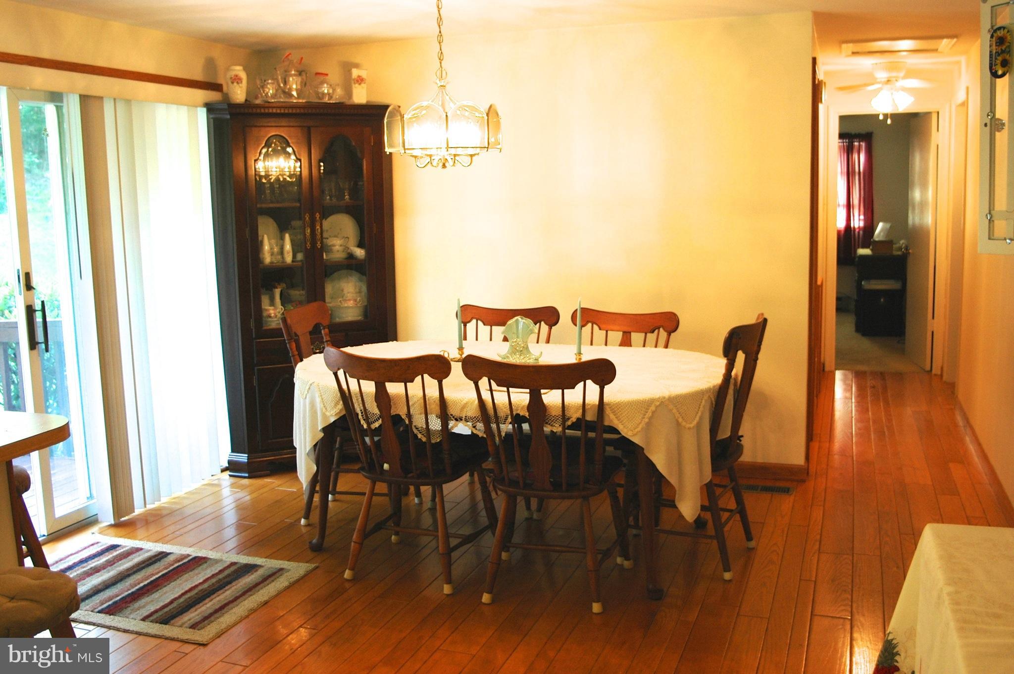 422 Harris Hollow Road Washington, VA 22747 - Photo 8 of 16 Dining Room