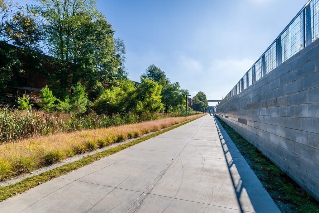 919 Hobson Street Southwest Atlanta, GA 30310 - Photo 22 of 24 a view of a pathway both side of building