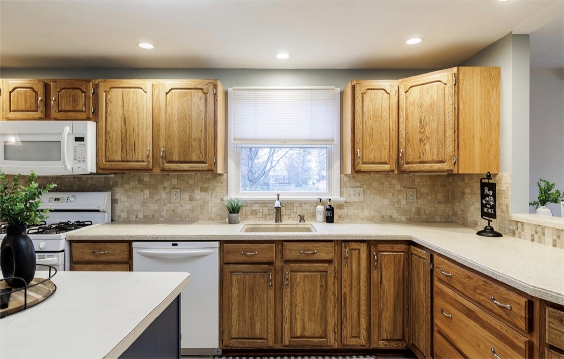 888 Copper Kettle Road Webster, NY 14580 - Photo 11 of 42