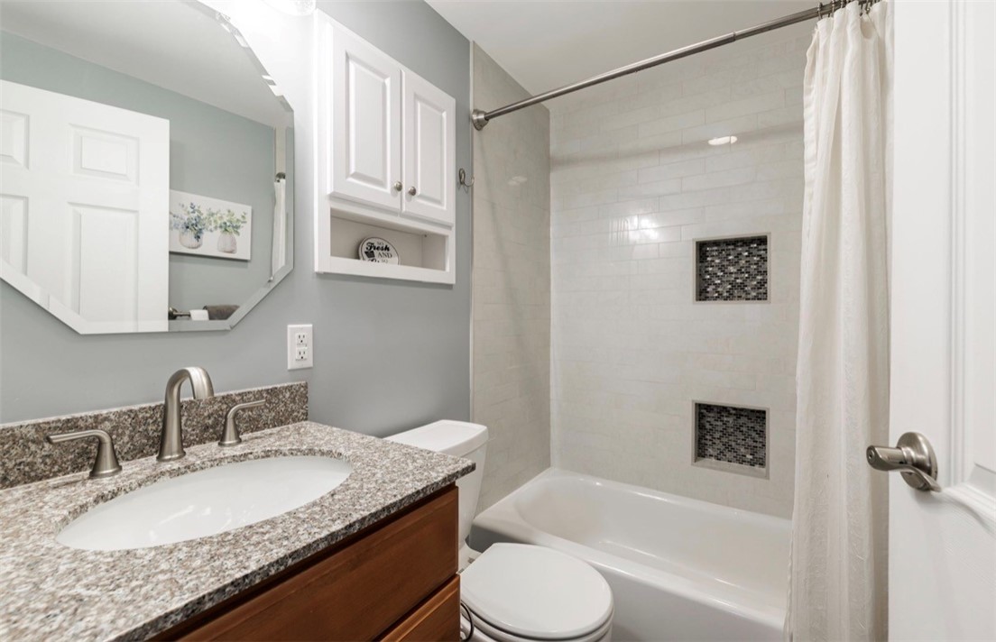 888 Copper Kettle Road Webster, NY 14580 - Photo 23 of 42