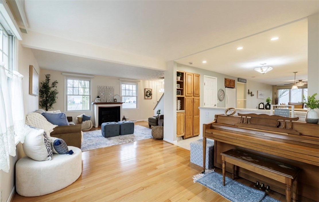 888 Copper Kettle Road Webster, NY 14580 - Photo 10 of 42